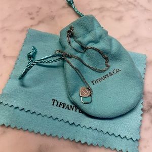 Tiffany & Co. Return to Tiffany Heart Pendant